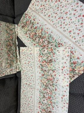 Vintage Marlborough Full size floral print flat sheet + 2 pillowcases